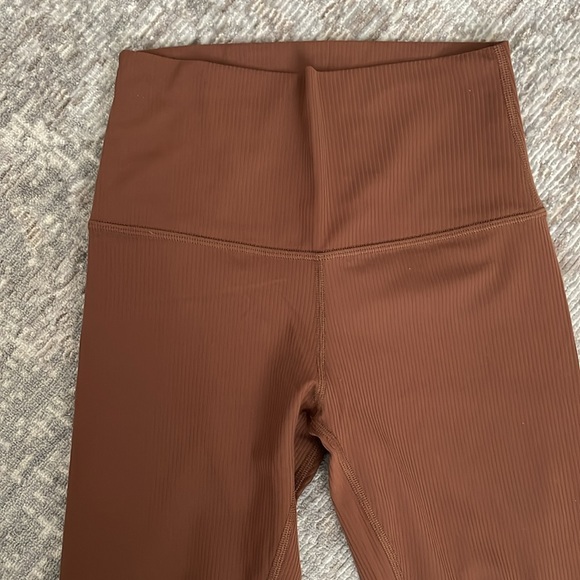 lululemon athletica High-Waist Ribbed Leggings in Brown - Picture 2 of 4